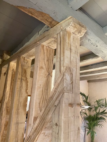 Colombage en vieux bois intérieur maison - De Jabrun et fils - Bergerac