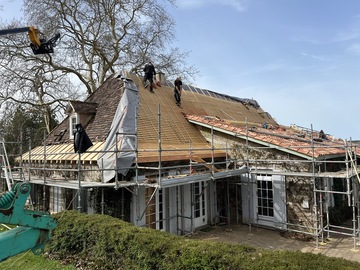 Travaux de couverture à Bergerac : tuiles changées, toiture protégée – DE JABRUN & FILS