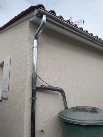 Pose de gouttière zinc sur mesure à Bergerac – DE JABRUN & FILS